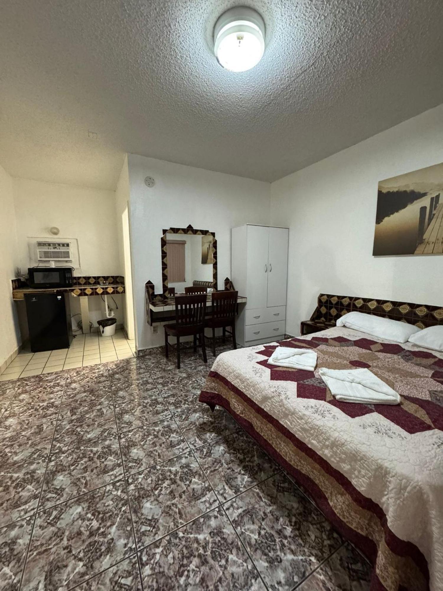 Hotel Rainbow - Miami - Little Havanna エクステリア 写真